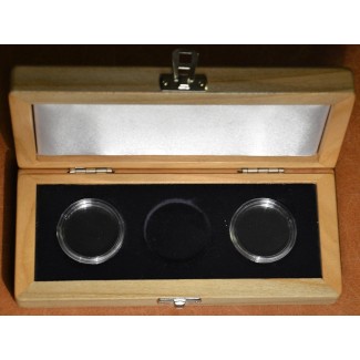 euroerme érme Luxus fa doboz három darab 2 eurós érmére kapszulában...